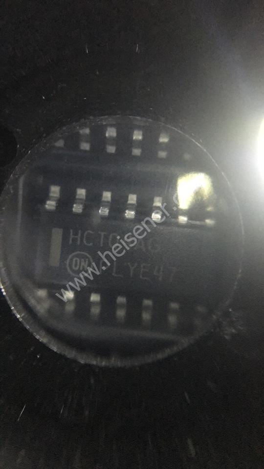 MC74HCT04AD