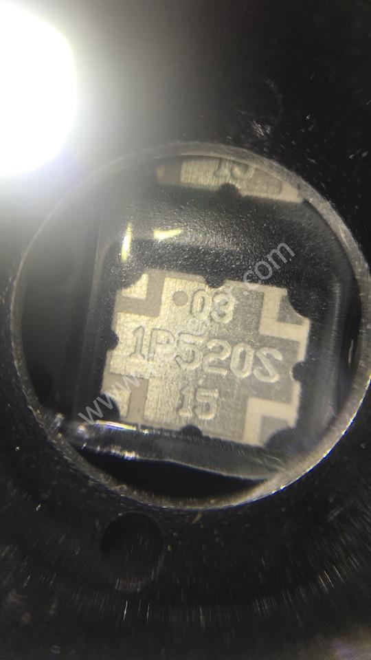 1P520S